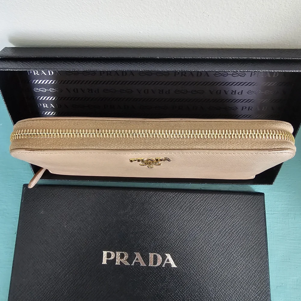 Prada Large Saffiano Zippy Leather Wallet - Picture 4 of 15